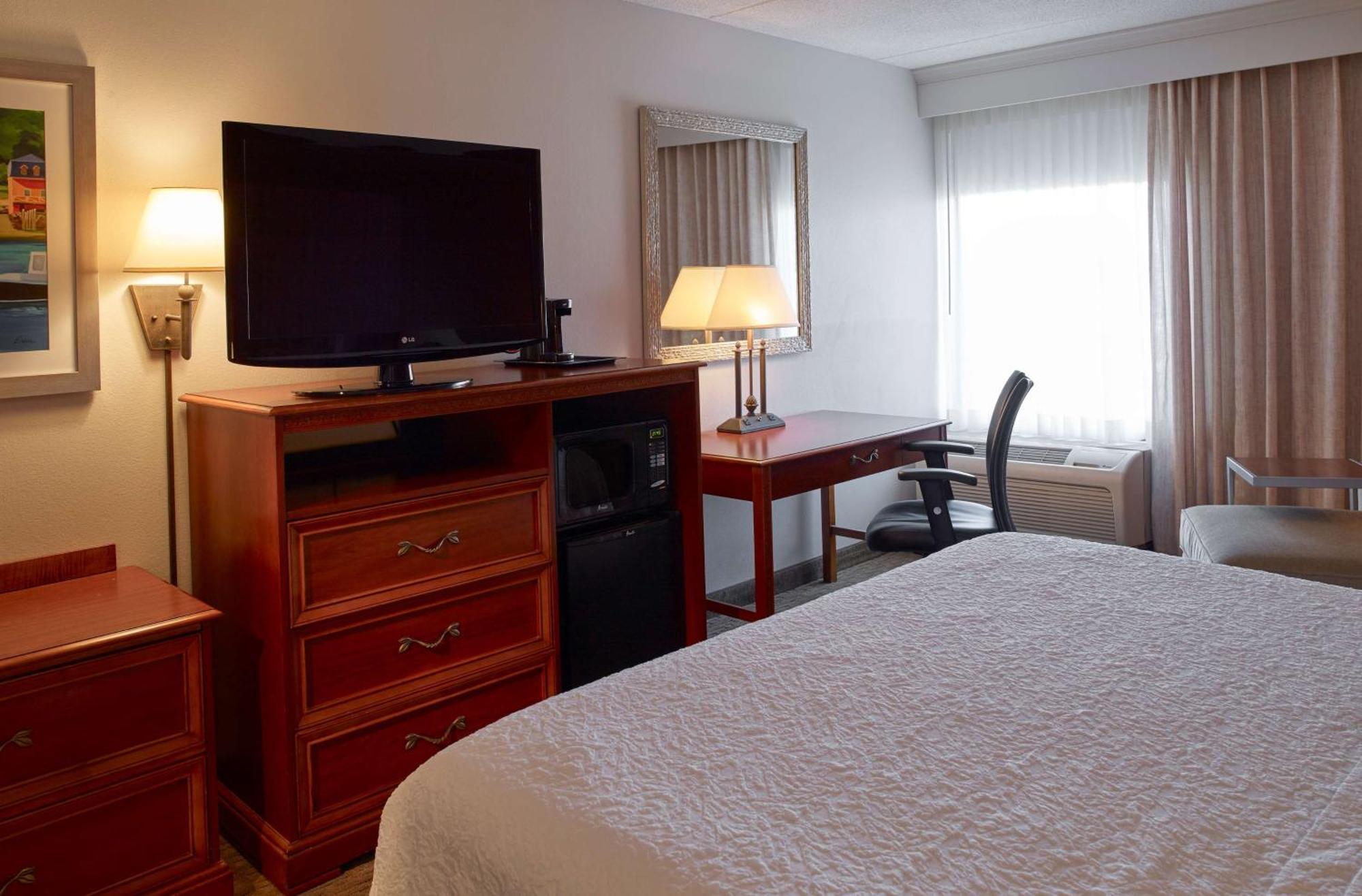 Hampton Inn Portland-Airport South Portland Eksteriør bilde